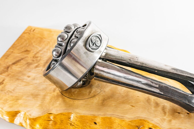 RUKA_NADACE_HT-17 (1)